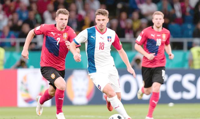 捷克在欧预赛中展现实力，豪取胜利