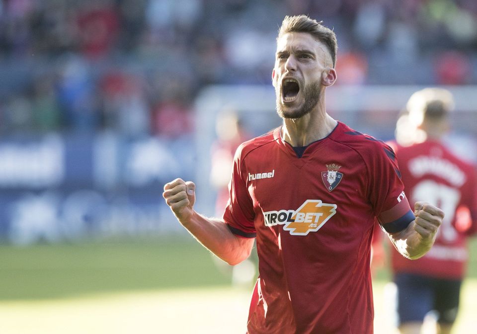 阿拉维斯客场击败对手，跻身前三