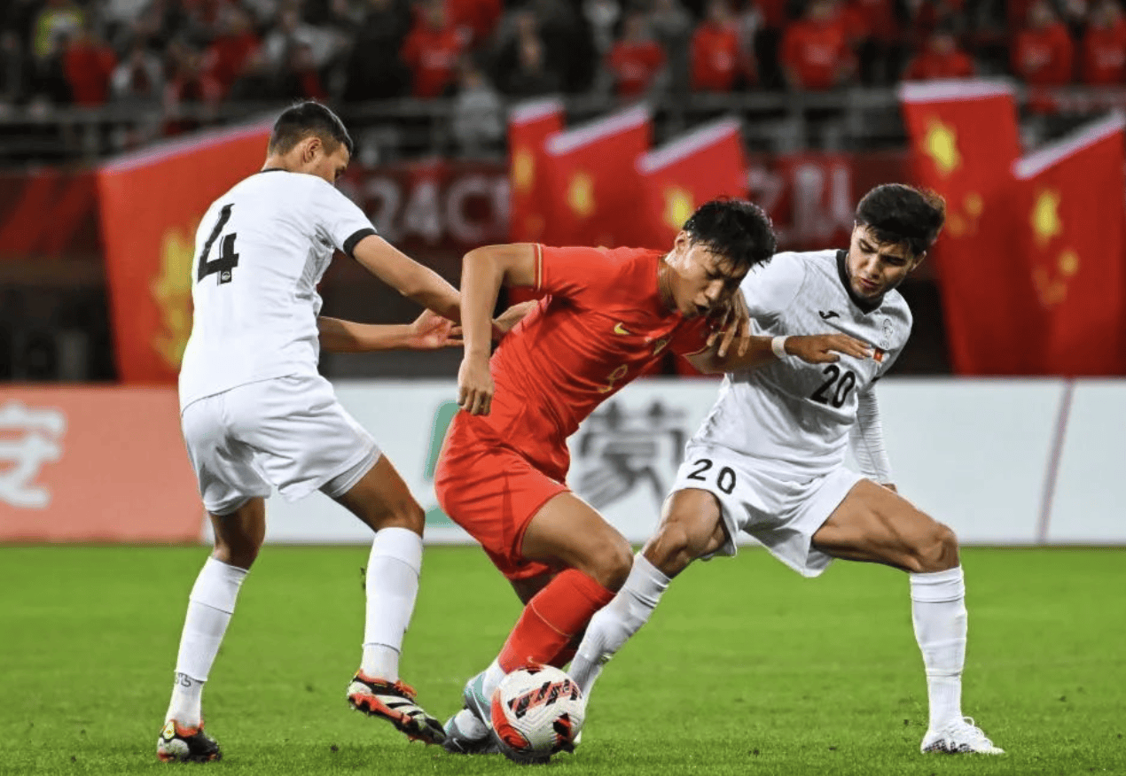 烽火燃烧球场，热血斗志胜利势不可挡的简单介绍