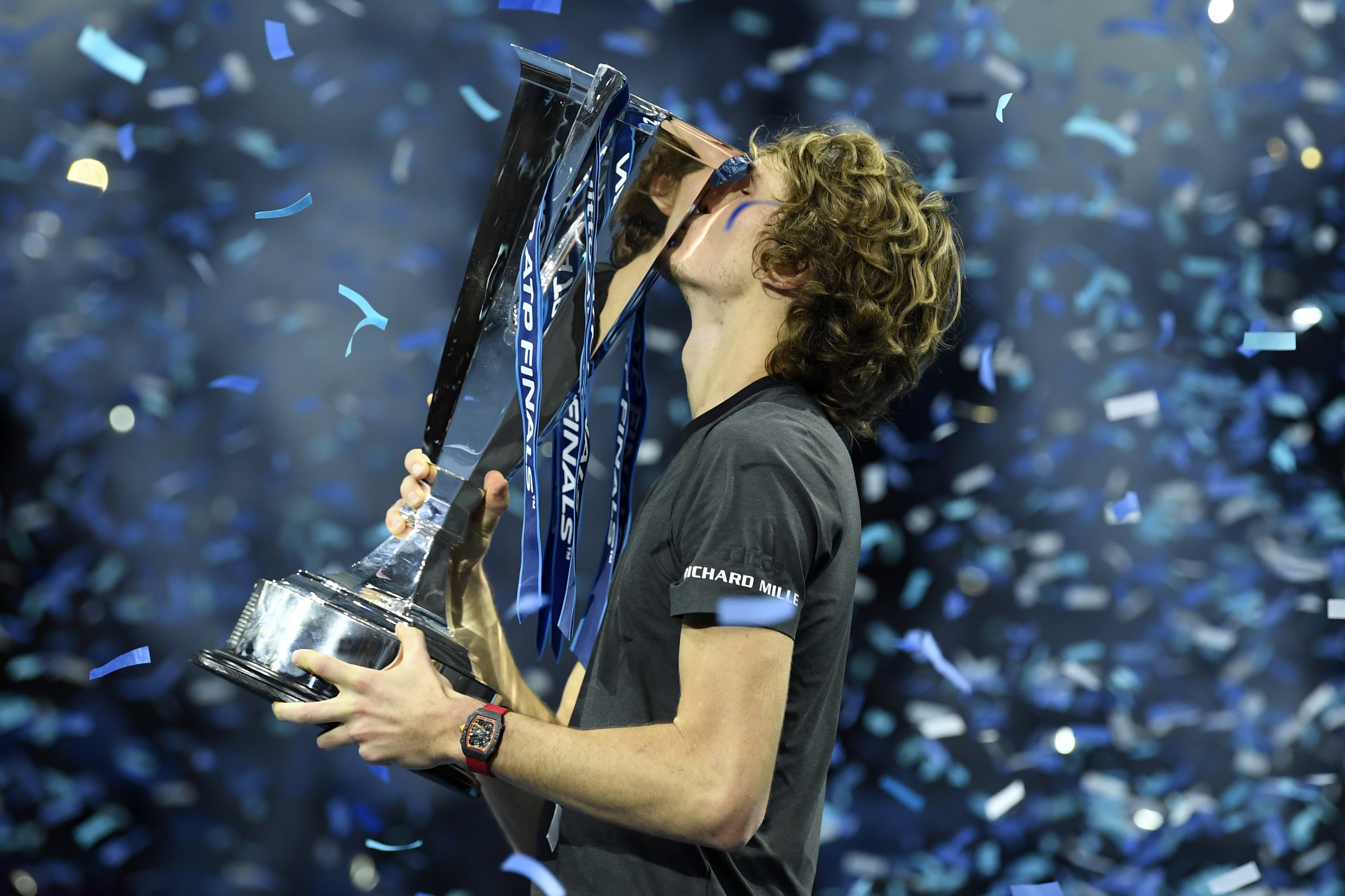 包含戴维斯杯碾压ATP总决赛,兹维列夫扛起全队的词条 包含戴维斯杯碾压ATP总决赛,兹维列夫扛起全队的词条