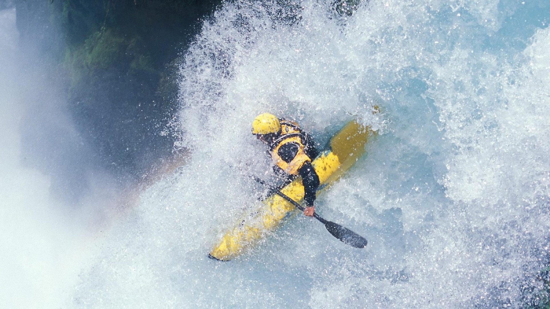 防守艺术，加维锁死对手，罗马巅峰对决启示皇马未来之路